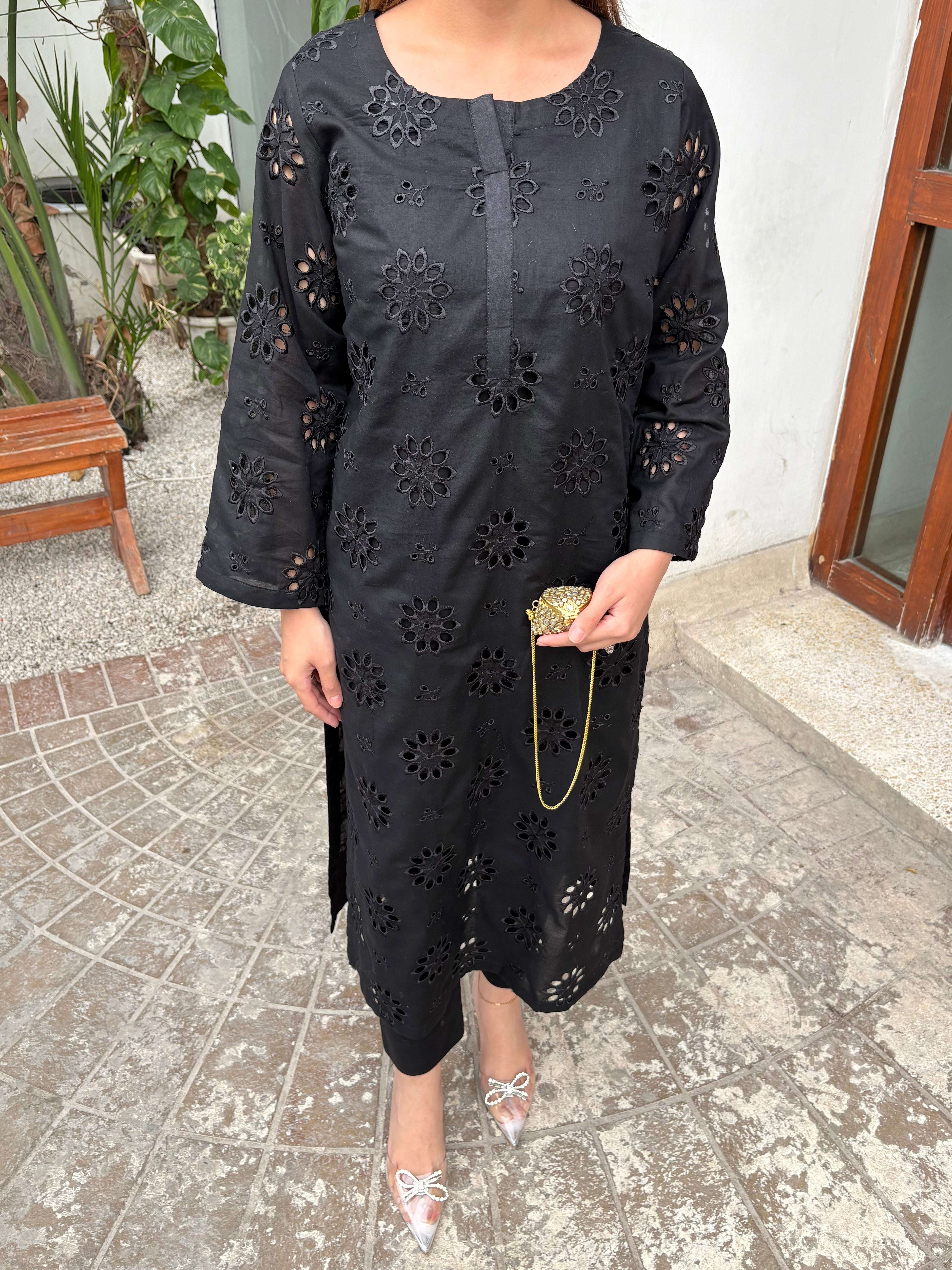 Zehra-Embroidered Lawn 2Pc Suit