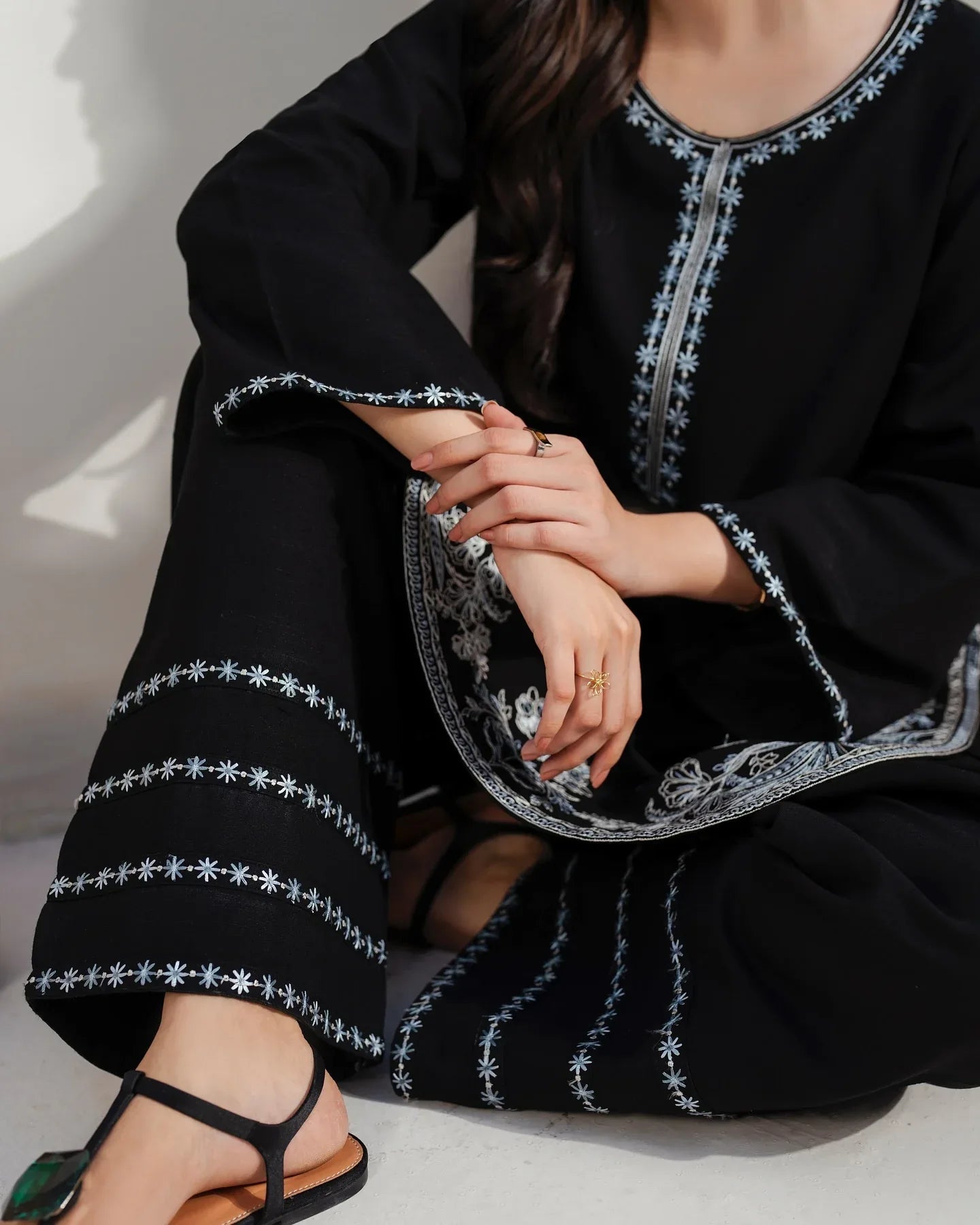 NOARA — Lailya Embroidered 2piece Suit