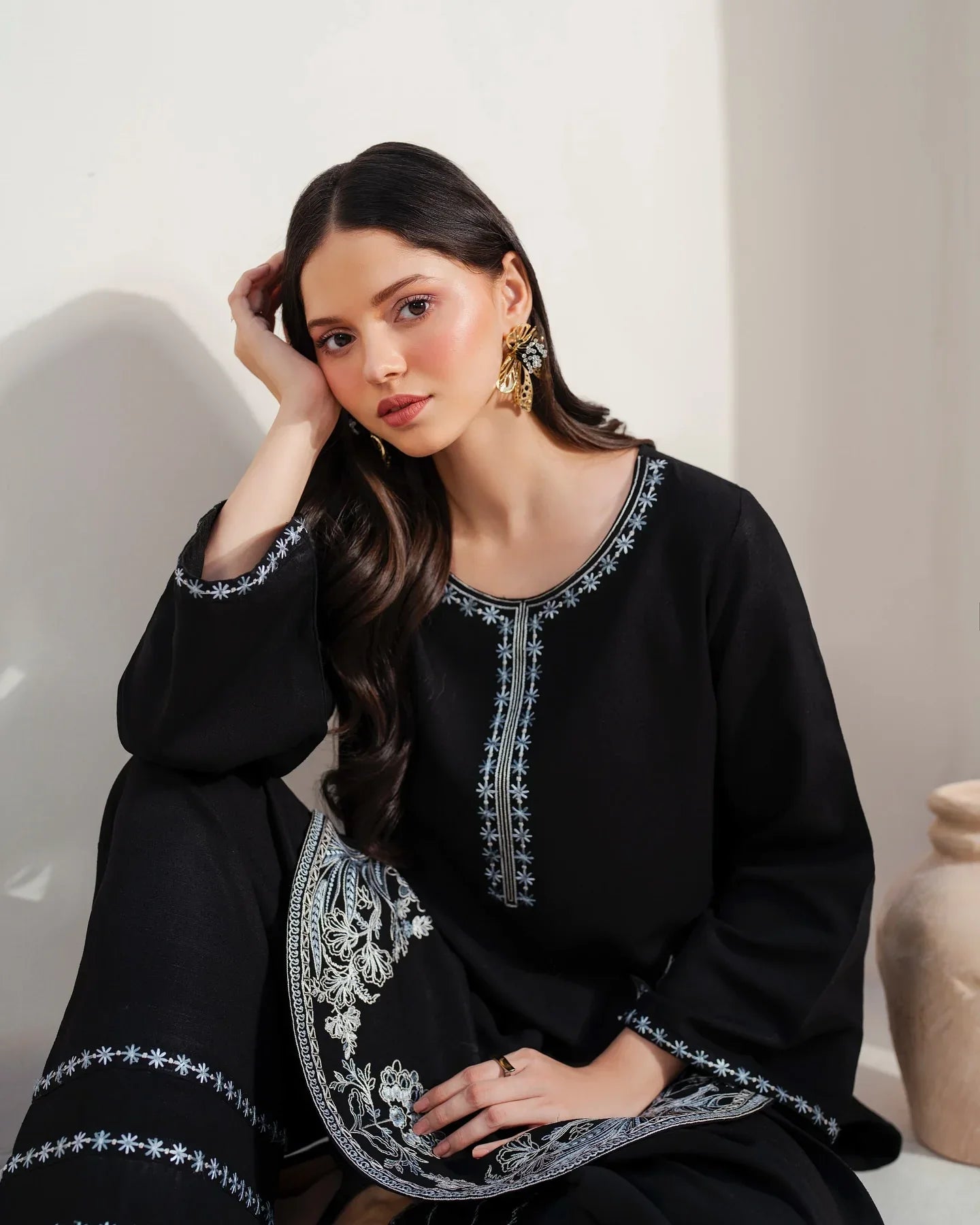 NOARA — Lailya Embroidered 2piece Suit
