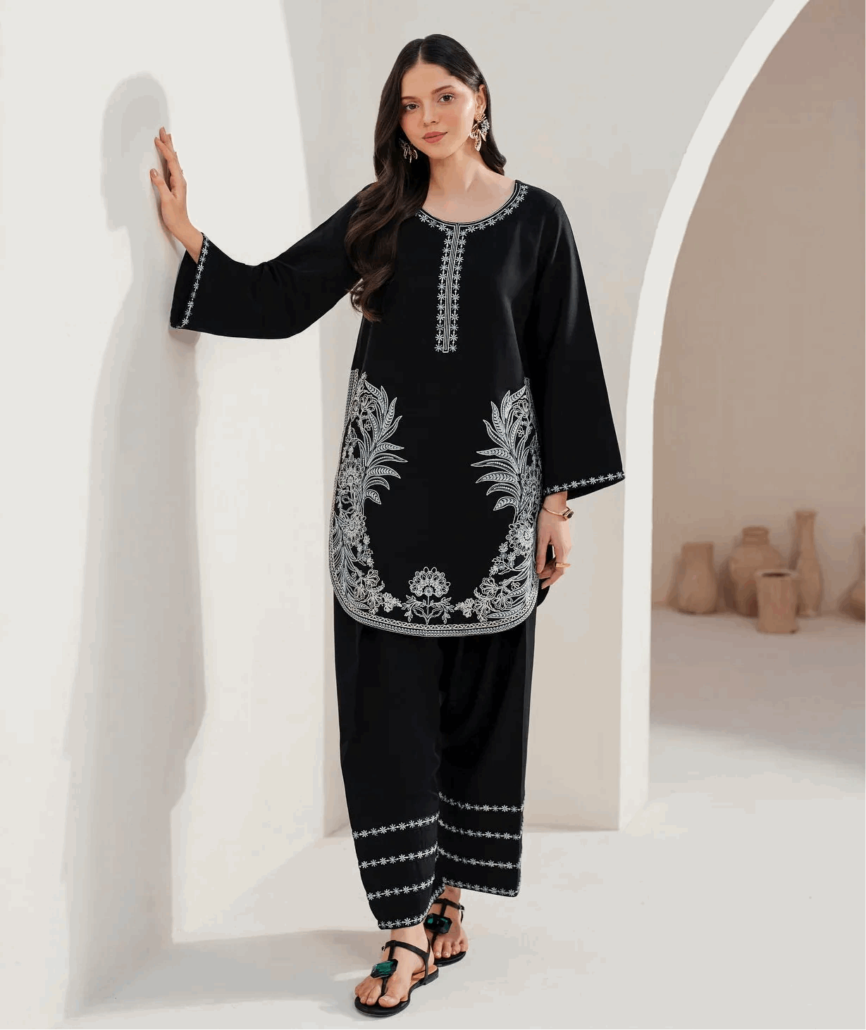 NOARA — Lailya Embroidered 2pice Suit