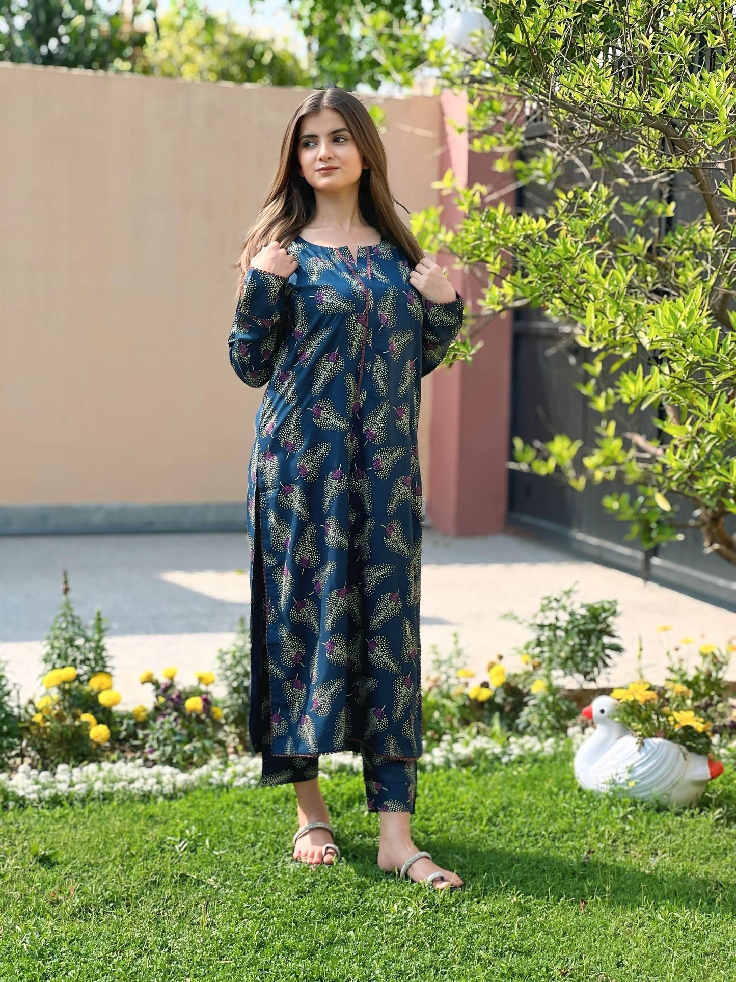 Neelofur - BK.Clothings