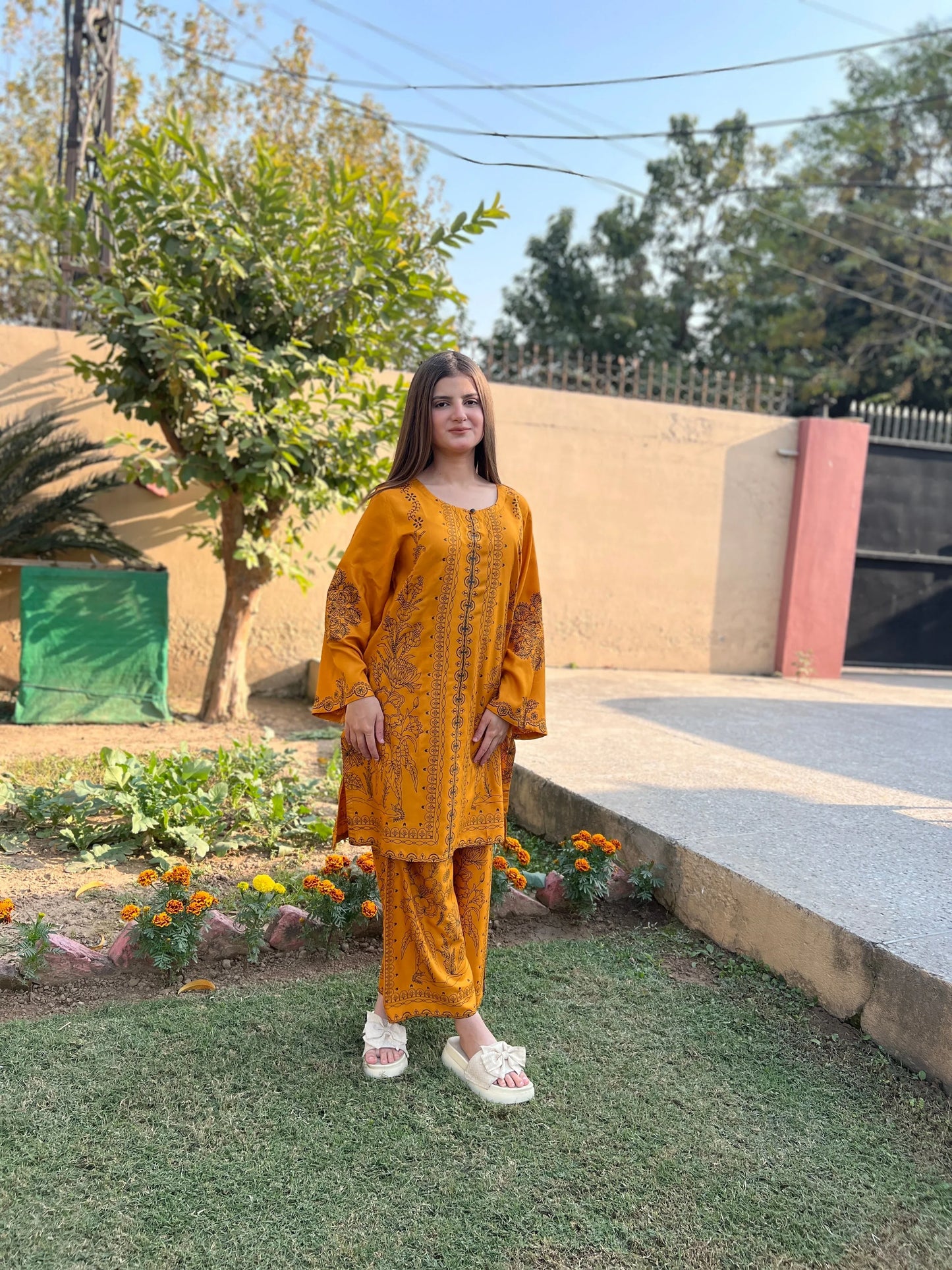 GOLDEN PETAL - hacccloset.store