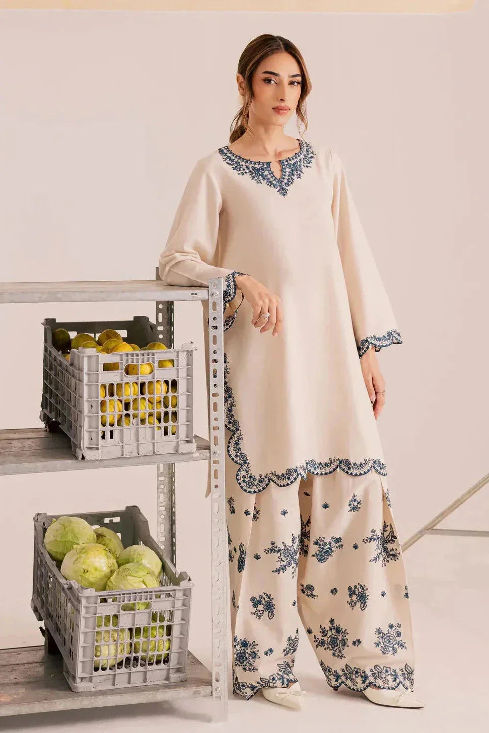 NOARA — Elaya Embroidered 2piece Suit